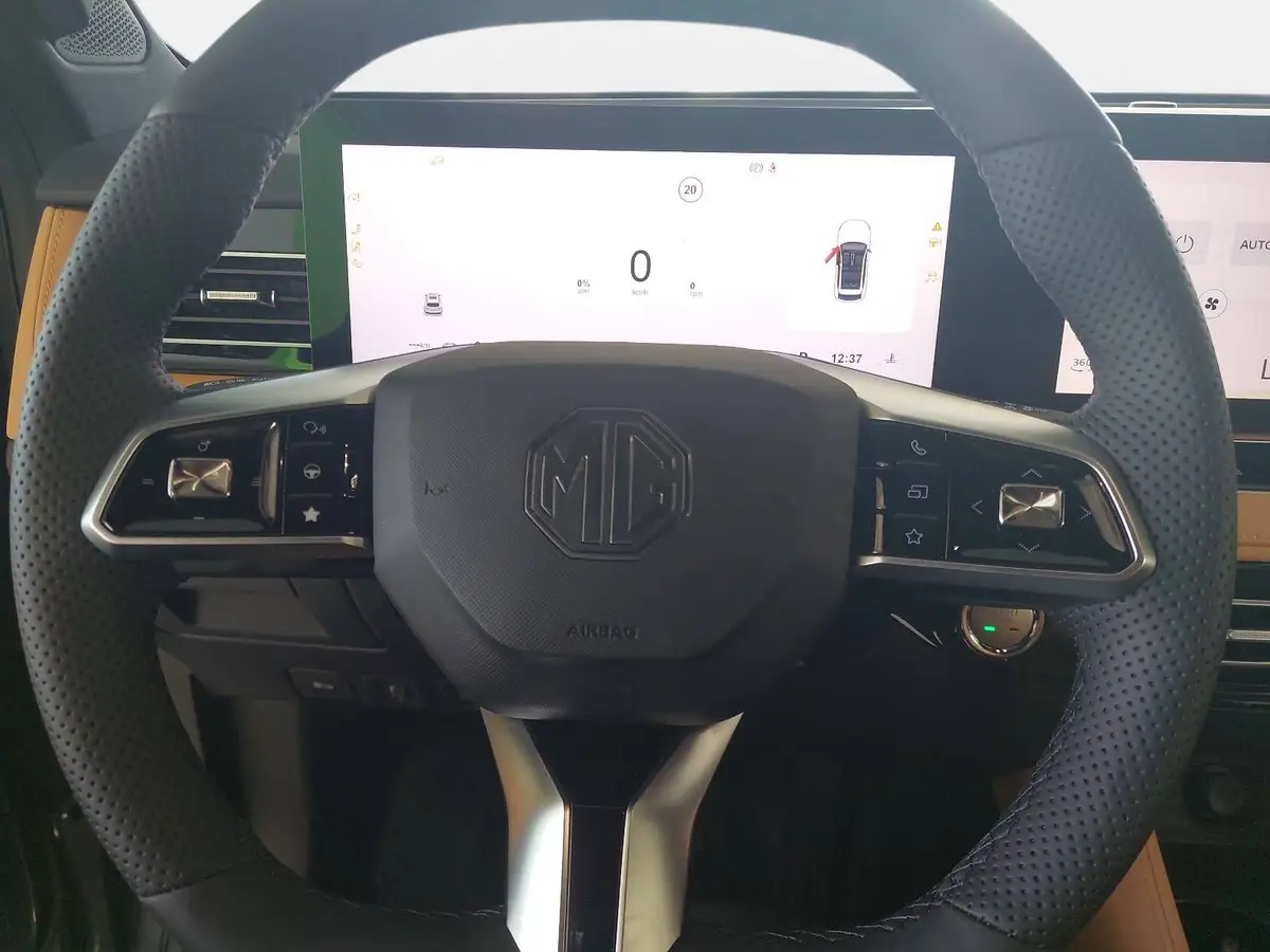 MG HS 1.5 PLUG-IN-HYBRID MY25.5 LUXURY LEDER 360-GRAD-KAMERA 19-ZOLL-LM