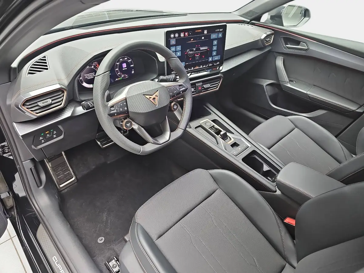 CUPRA LEON ST 1.5 ETSI DSG NAVI LED KLIMAAUTO ACC FULL-LINK KAME