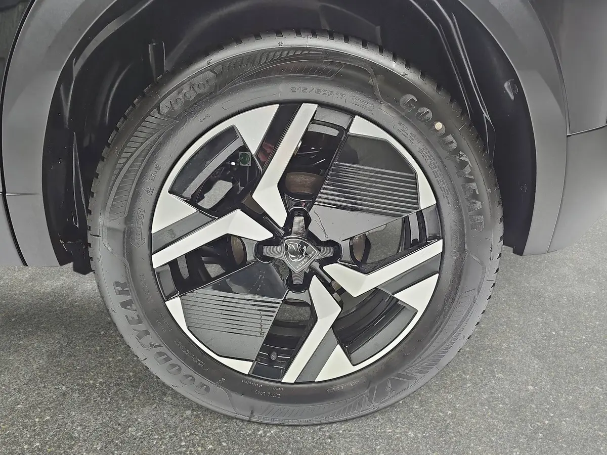 PEUGEOT 2008 1.2 HYBRID 145 E-DSC6 GT-LINE 2-WD LED KLIMAAUTO K