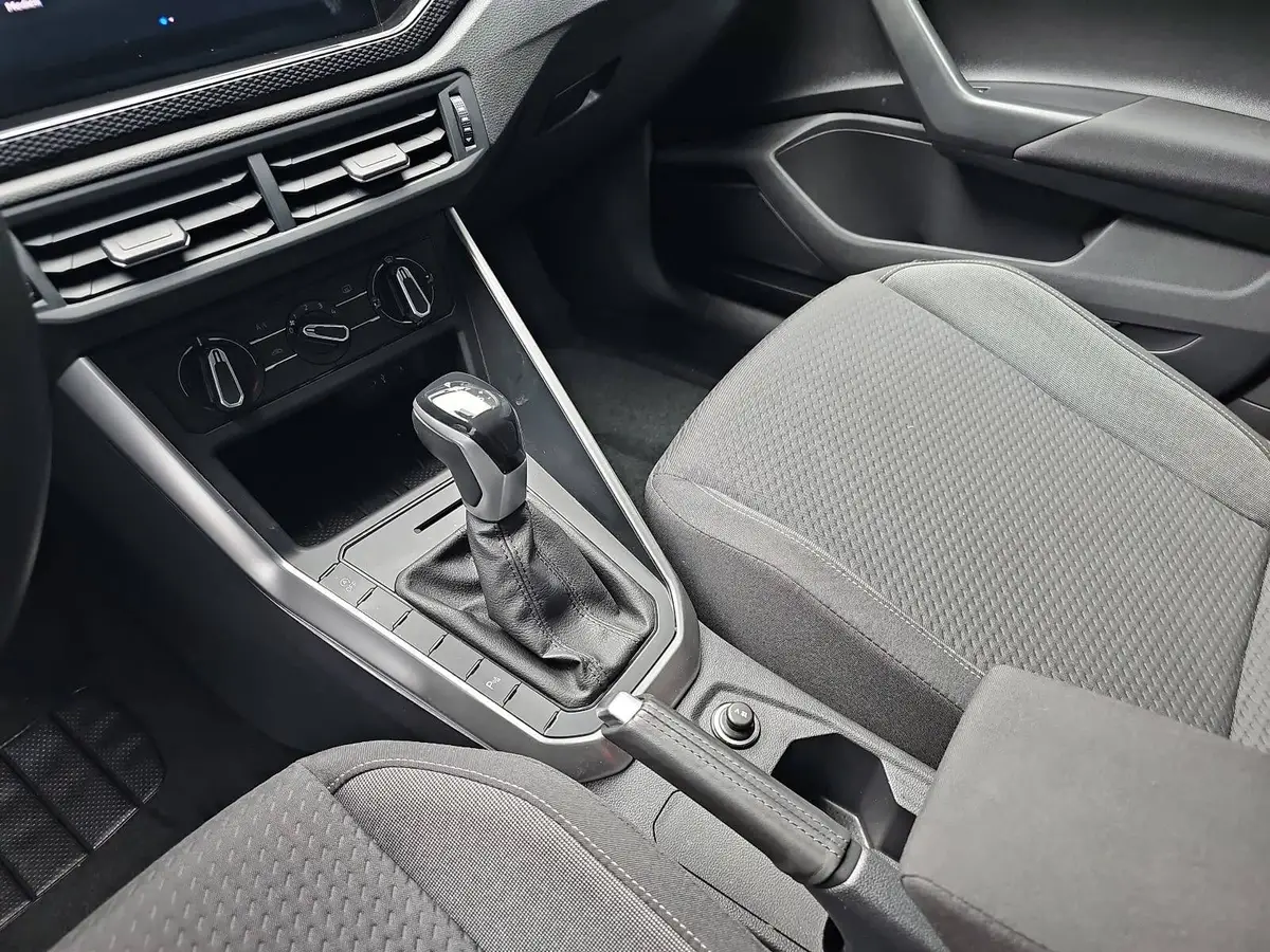 VW POLO 1.0 TSI DSG LIFE LED KLIMA APP-CONNECT SICHT PDC K