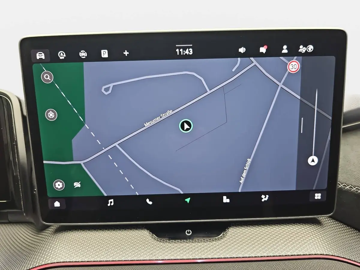 SKODA KODIAQ 1.5 TSI DSG SPORTLINE NAVI LED ACC PANO WINTER AHK