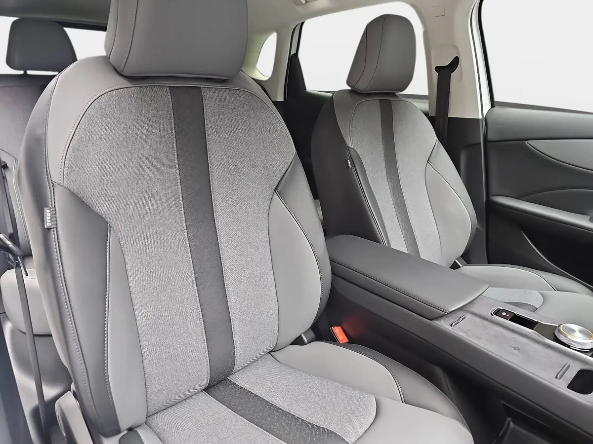 MG S5 EV 64 KWH MY25 LUXURY