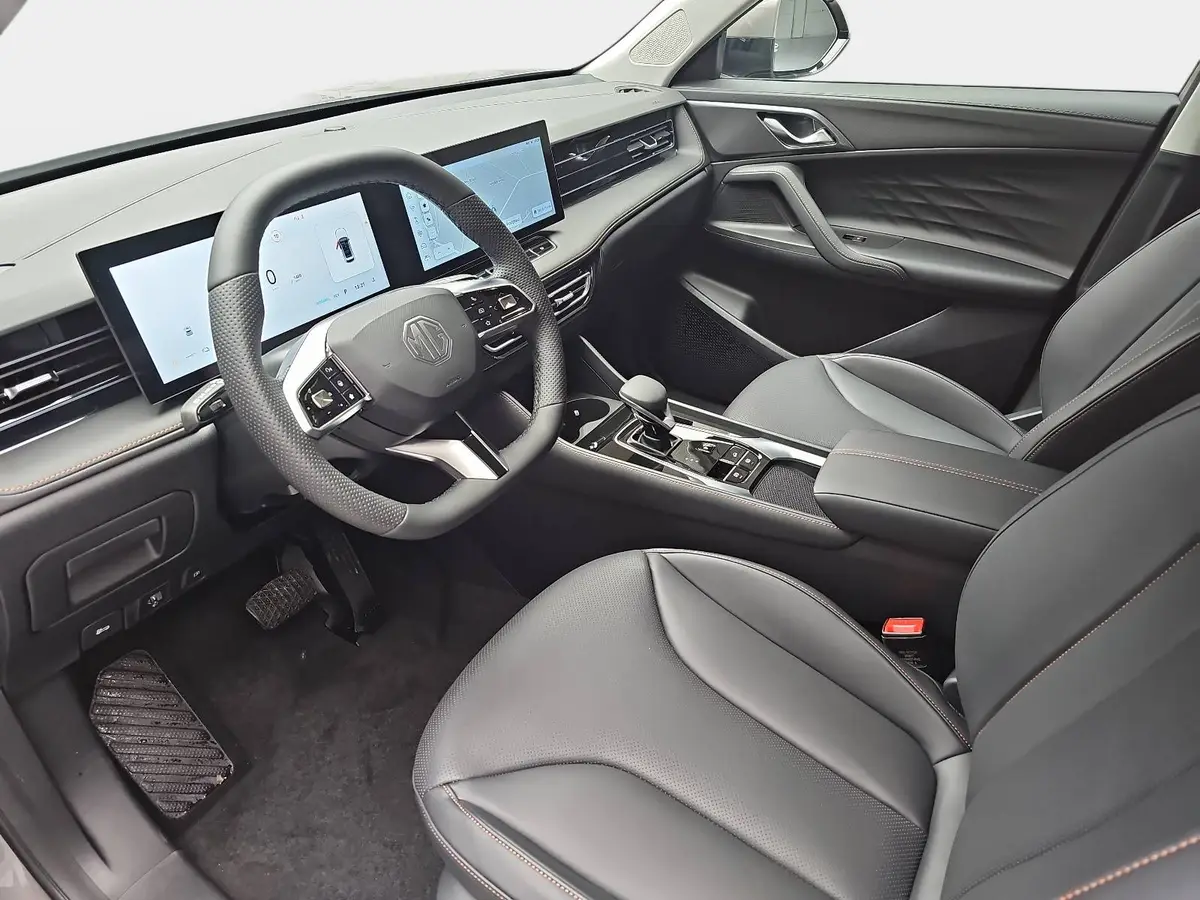 MG HS 1.5 PLUG-IN-HYBRID LUXURY LEDER 360-GRAD-KAMERA 19-ZOLL-LM