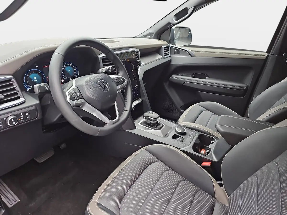 VW AMAROK 3.0 TDI AUTO. DOKA AVENTURA 4M NAVI LED EL.RO AHK