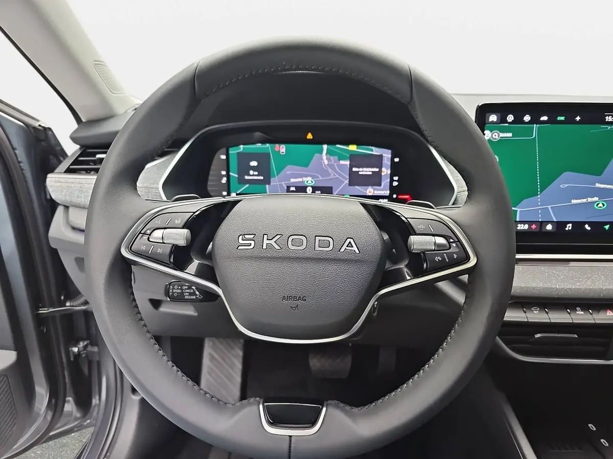 SKODA OCTAVIA COMBI 1.5 TSI ETEC DSG SELECTION NAVI LED ACC WINTER KAM