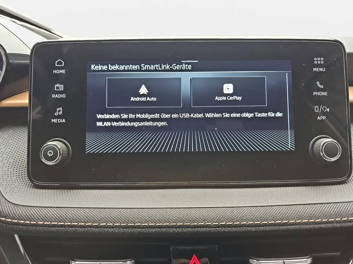 SKODA FABIA 1.0 TSI DSG 130 JAHRE LED KLIMAAUTO WINTER PDC KAM