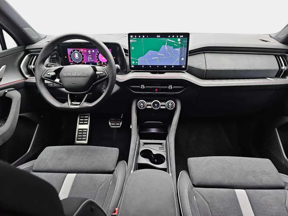 SKODA KODIAQ 1.5 TSI DSG SPORTLINE NAVI LED ACC WINTER 7-S KAME