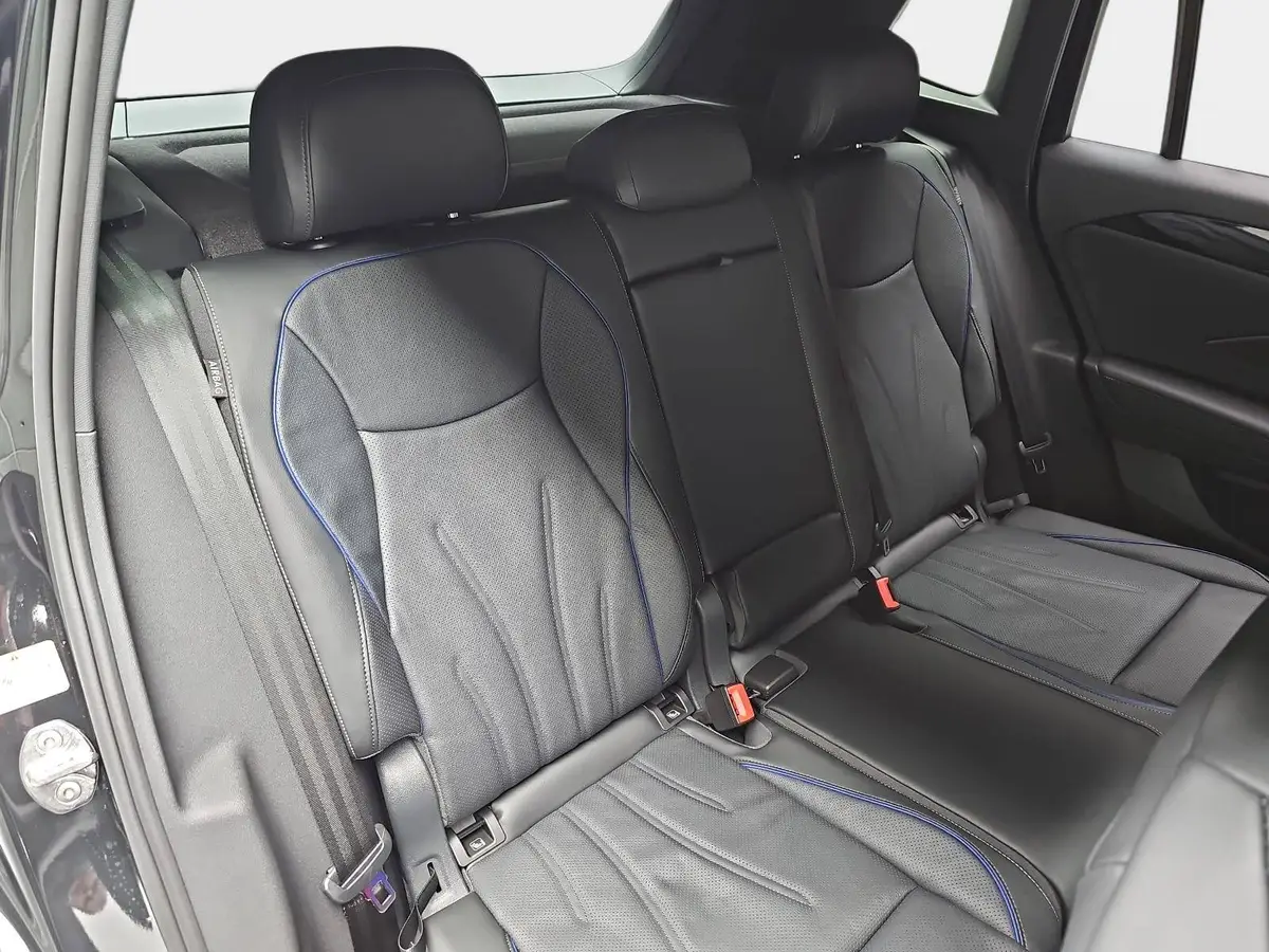 VW TIGUAN 2.0 TDI DSG R-LINE 4M NAVI LED-MATIX LEDER BLACK-S