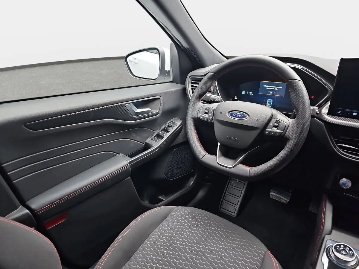 FORD KUGA 1.5 EB AUTO. ST-LINE NAVI LED KLIMAAUTO WINTER SIC