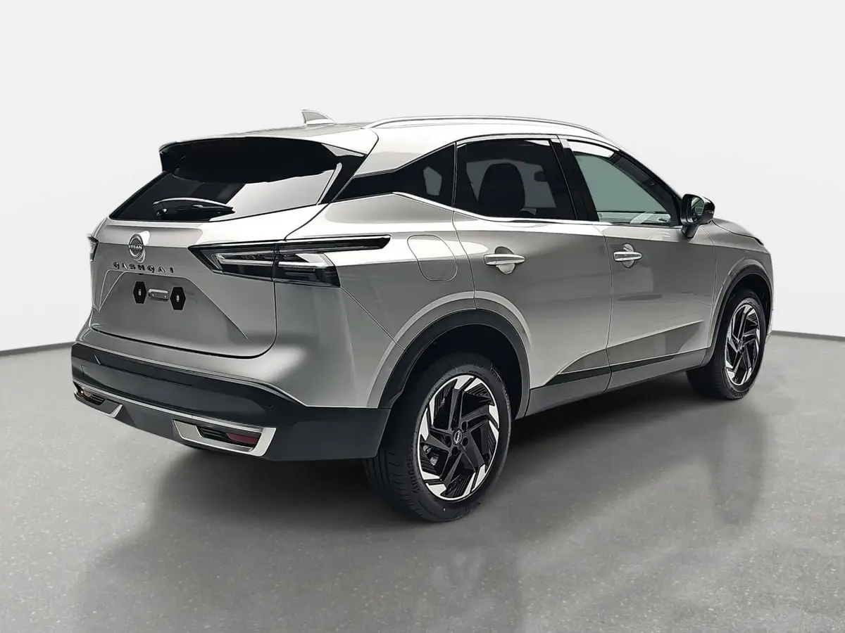NISSAN QASHQAI 1.3 DIG-T XTRONIC N-CONNECTA PANO WINTER
