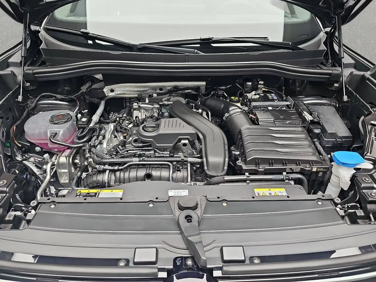 VW TIGUAN 1.5 ETSI DSG R-LINE NAVI MATRIX LM19