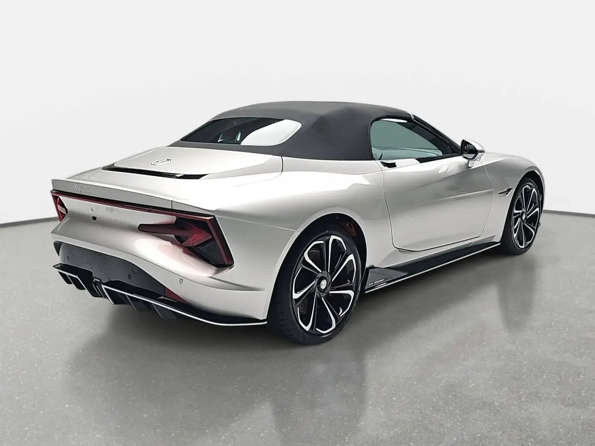 MG CYBERSTER EV 77 KWH XPOWER
