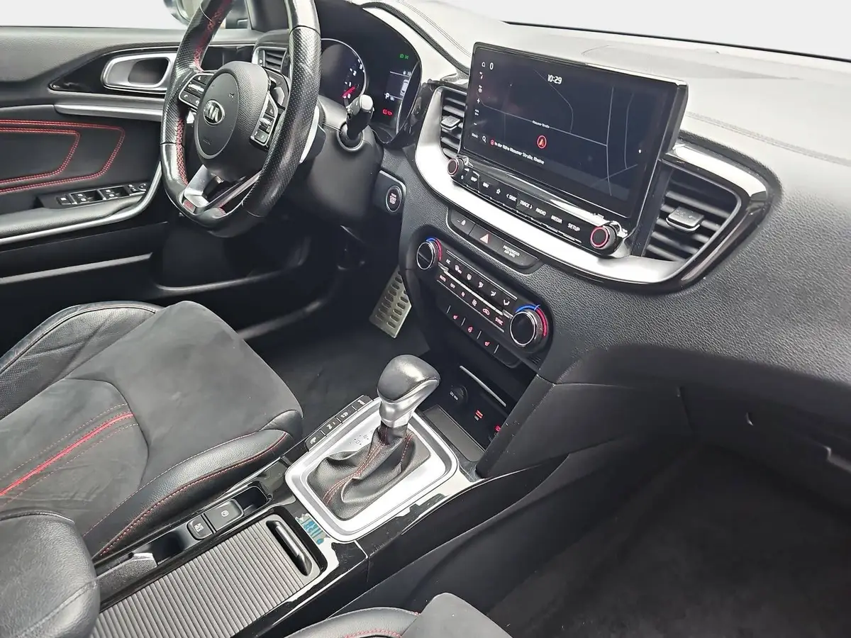 KIA CEED 1.6 T-GDI DCT GT ACC WINTER KAMERA