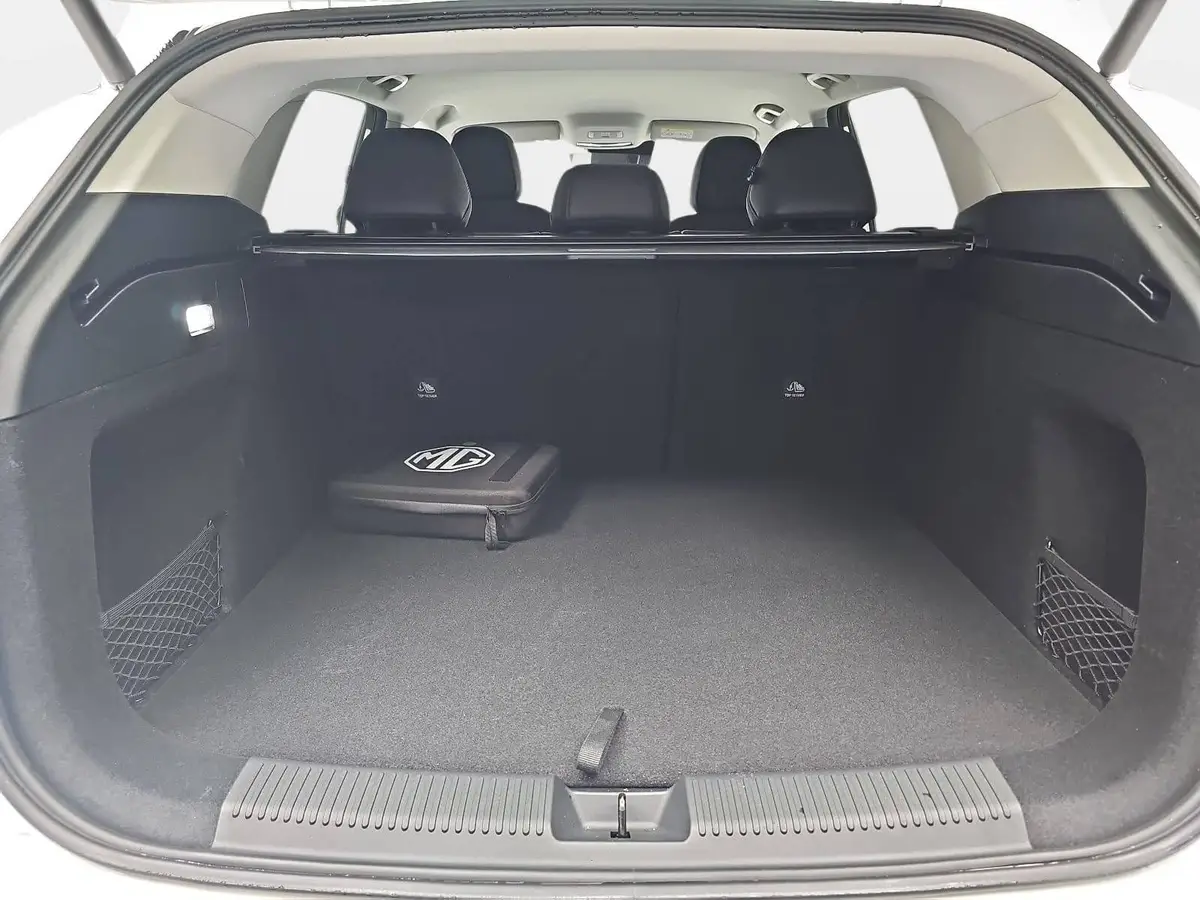 MG HS 1.5 PLUG-IN-HYBRID MY25.5 LUXURY LEDER 360-GRAD-KAMERA 19-ZOLL-LM