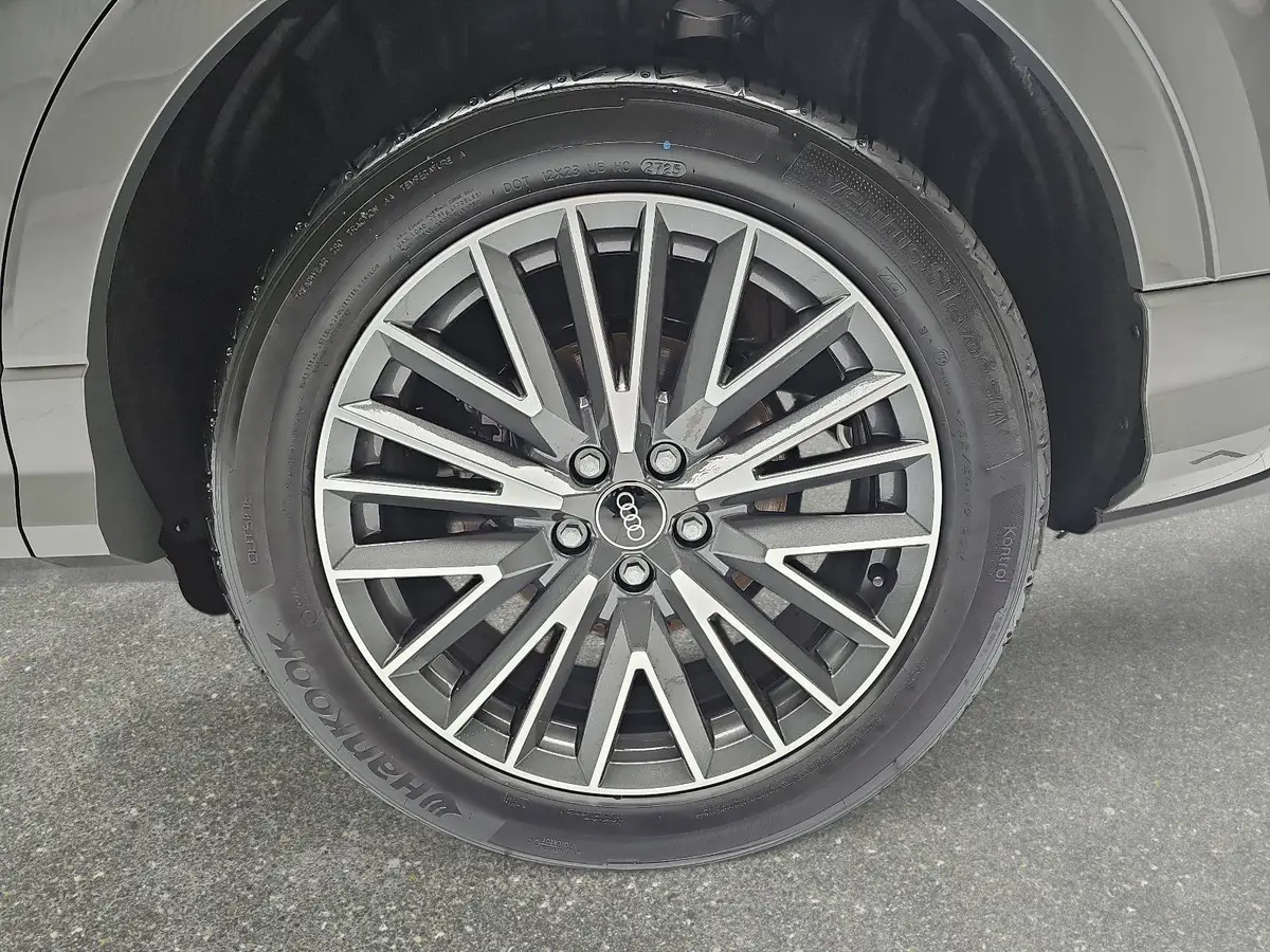 AUDI Q3 35 TDI S-TRONIC S LINE NAVI LED PANO ACC BLACK+ KA