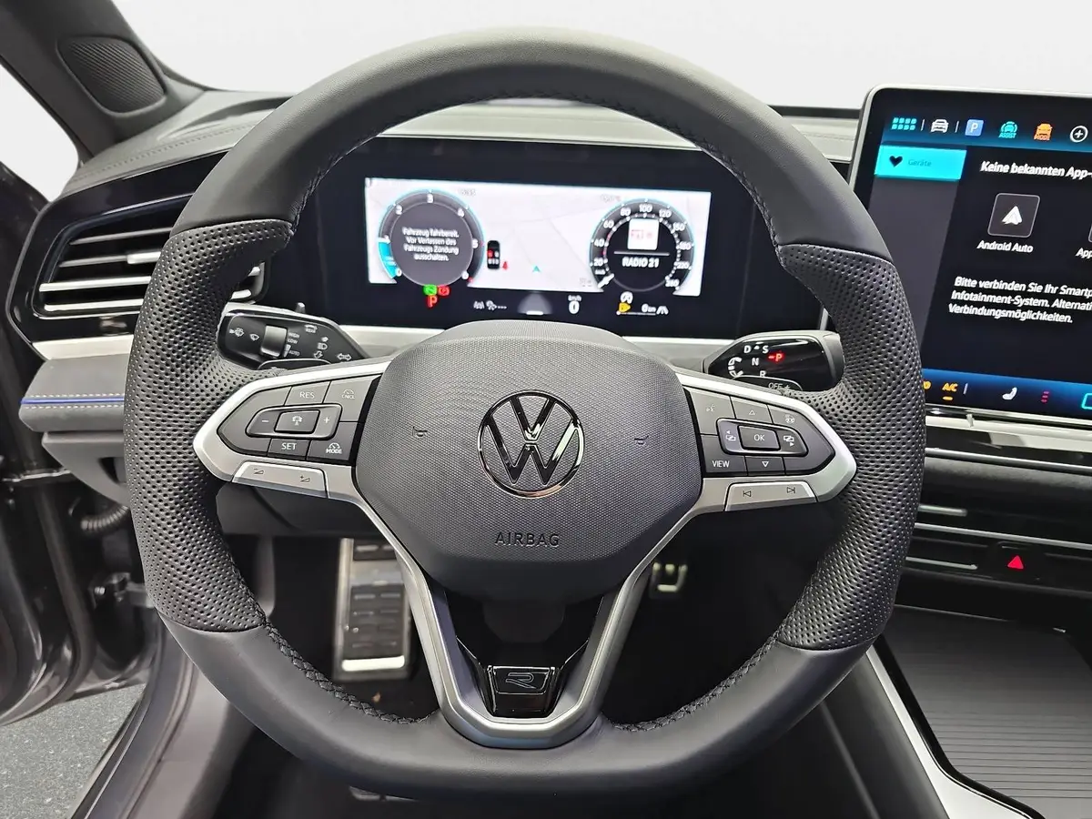 VW PASSAT VARIANT 2.0 TDI DSG R-LINE NAVI LED-MATRIX ACC PANO BLACK 