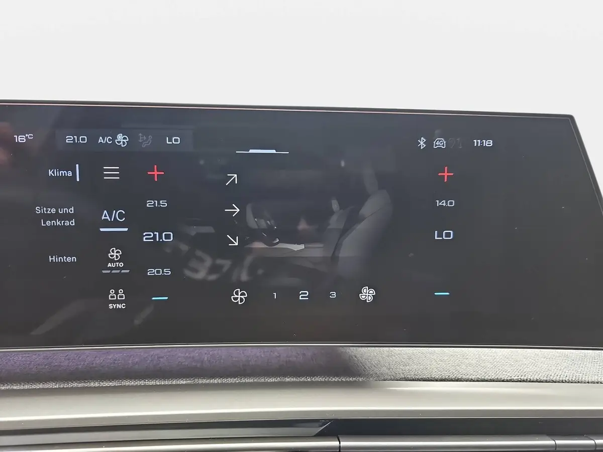 PEUGEOT 5008 1.2 HYBRID 145 E-DSC6 GT KLIMA LED 7-S DAB 360° AH