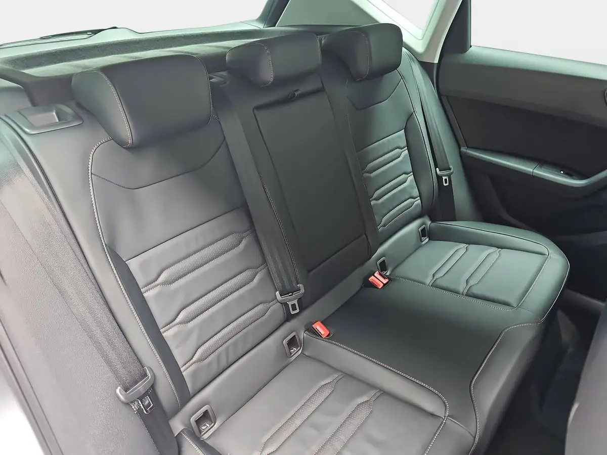 CUPRA ATECA 1.5 TSI DSG NAVI LED ACC LEDER AHK LM19