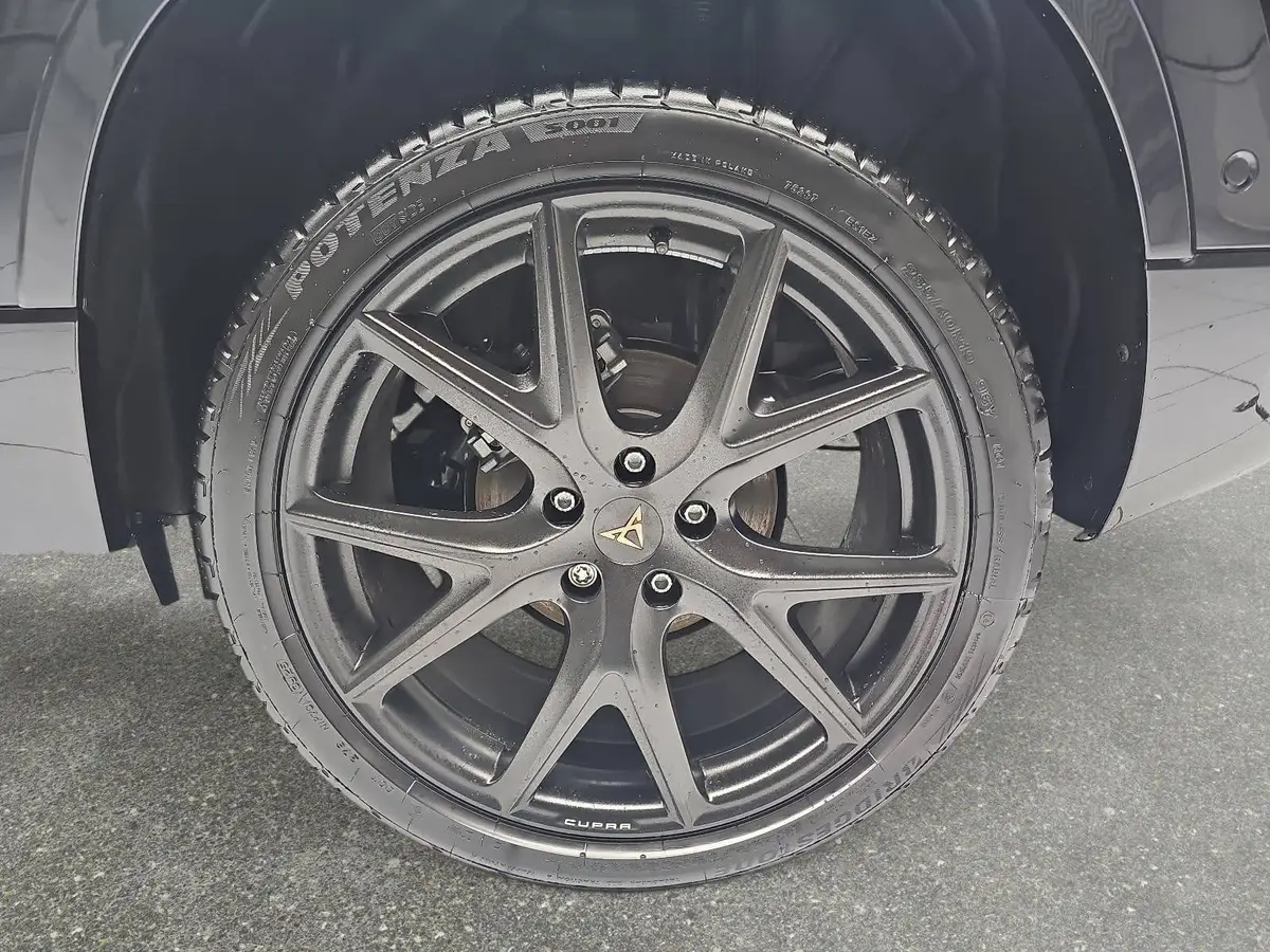 CUPRA ATECA 1.5 TSI DSG NAVI LED ACC LEDER AHK LM19