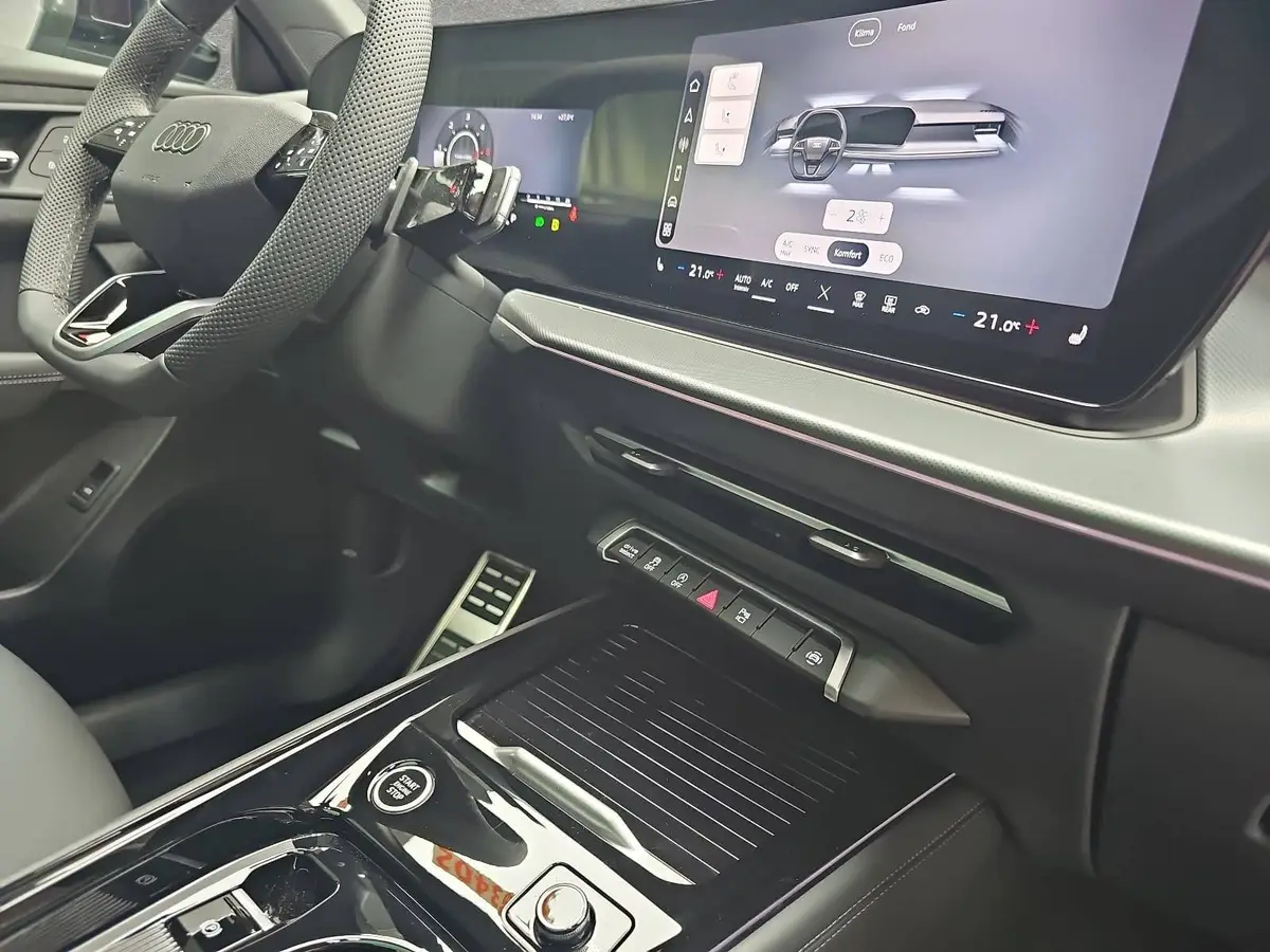 AUDI Q3 TDI S-TRONIC S-LINE NAVI LED-PLUS PANO