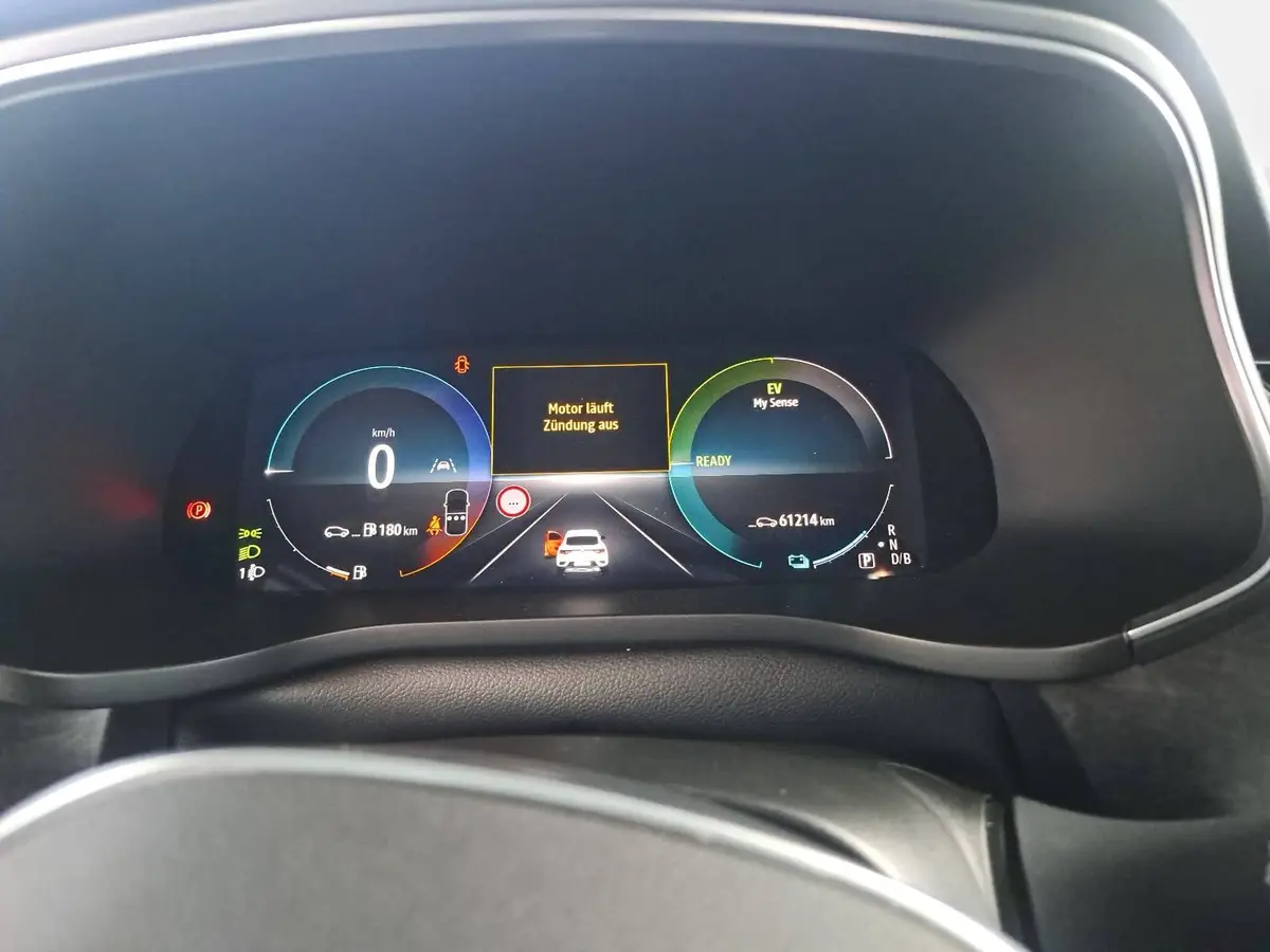 RENAULT ARKANA 1.6 E-TECH AUTO. HYBRID ESPRIT ALPINE PANO LED