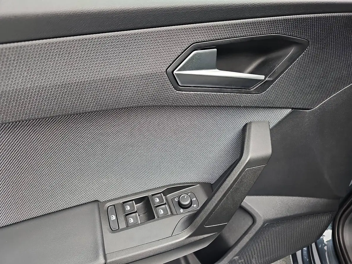 SEAT LEON 1.5 ETSI DSG STYLE NAVI LED KAMERA LM