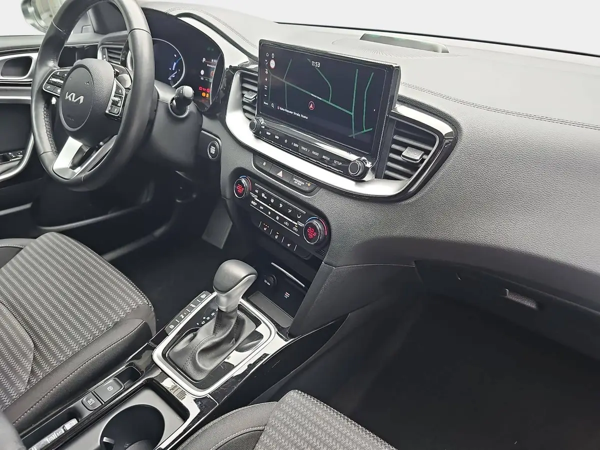 KIA XCEED 1.6 PLUG-IN-HYBRID DCT6 VISION KOMFORT NAVI