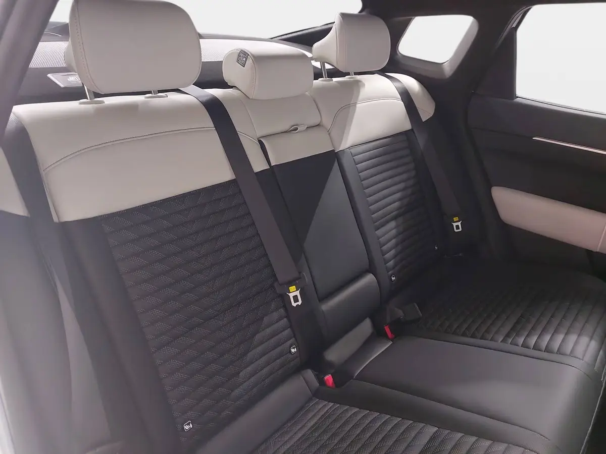 KIA EV4 FASTBACK 81.4 KWH GT-LINE MJ26 DRIVEWISE-PARK COMFORT CONNECT GLASDACH