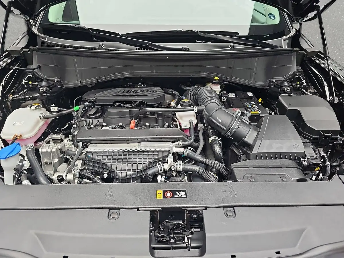 KIA ANDERE 1.6 T-GDI 2WD DCT VISION MJ27 SOUND&NAVI DESIGN