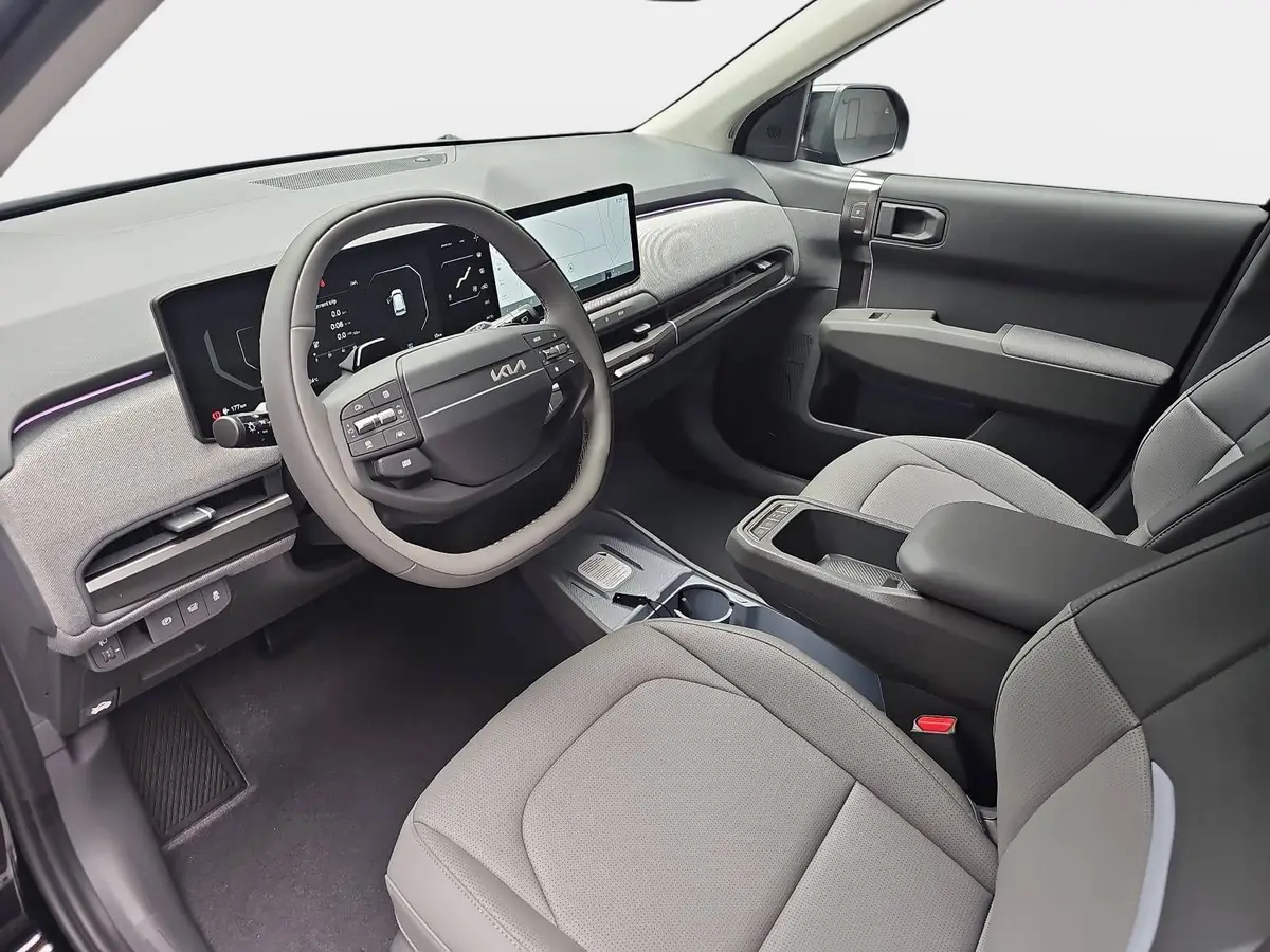 KIA EV3 81.4 KWH EARTH MJ26 WINTER BUSIN. UPGRADE DRIVEWISE-PARK DESIGN SOUND