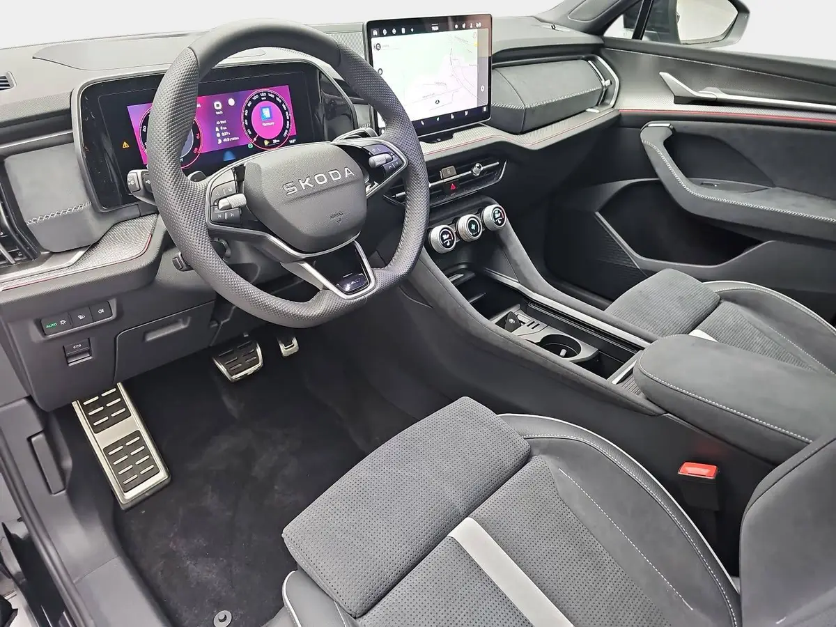 SKODA KODIAQ 1.5 TSI DSG SPORTLINE NAVI MATRIX 7-S LM20