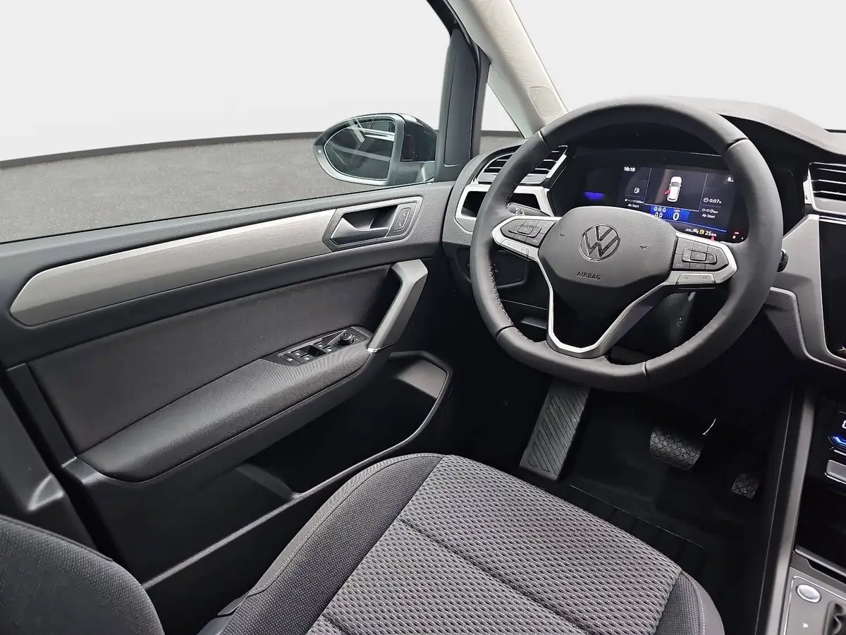 VW TOURAN 1.5 TSI DSG COMFORTLINE NAVI LED ACC 7-S AHK LM