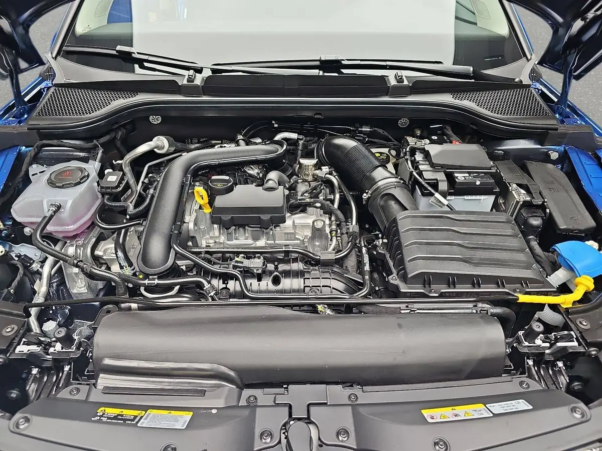 SKODA KAMIQ 1.0 TSI DSG 130 JAHRE LED KAMERA LM
