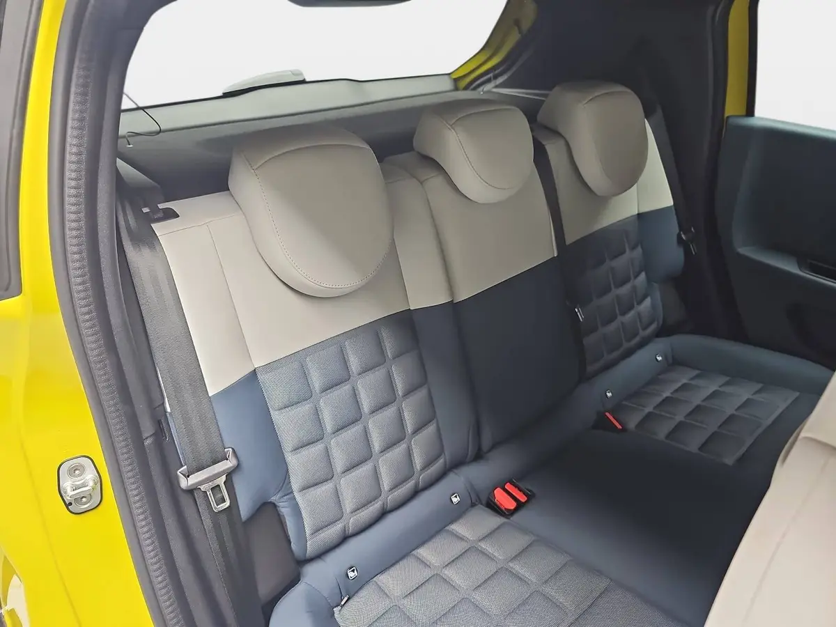 FIAT GRANDE PANDA ELEKTRO LA PRIMA MJ26 WINTER PAKET