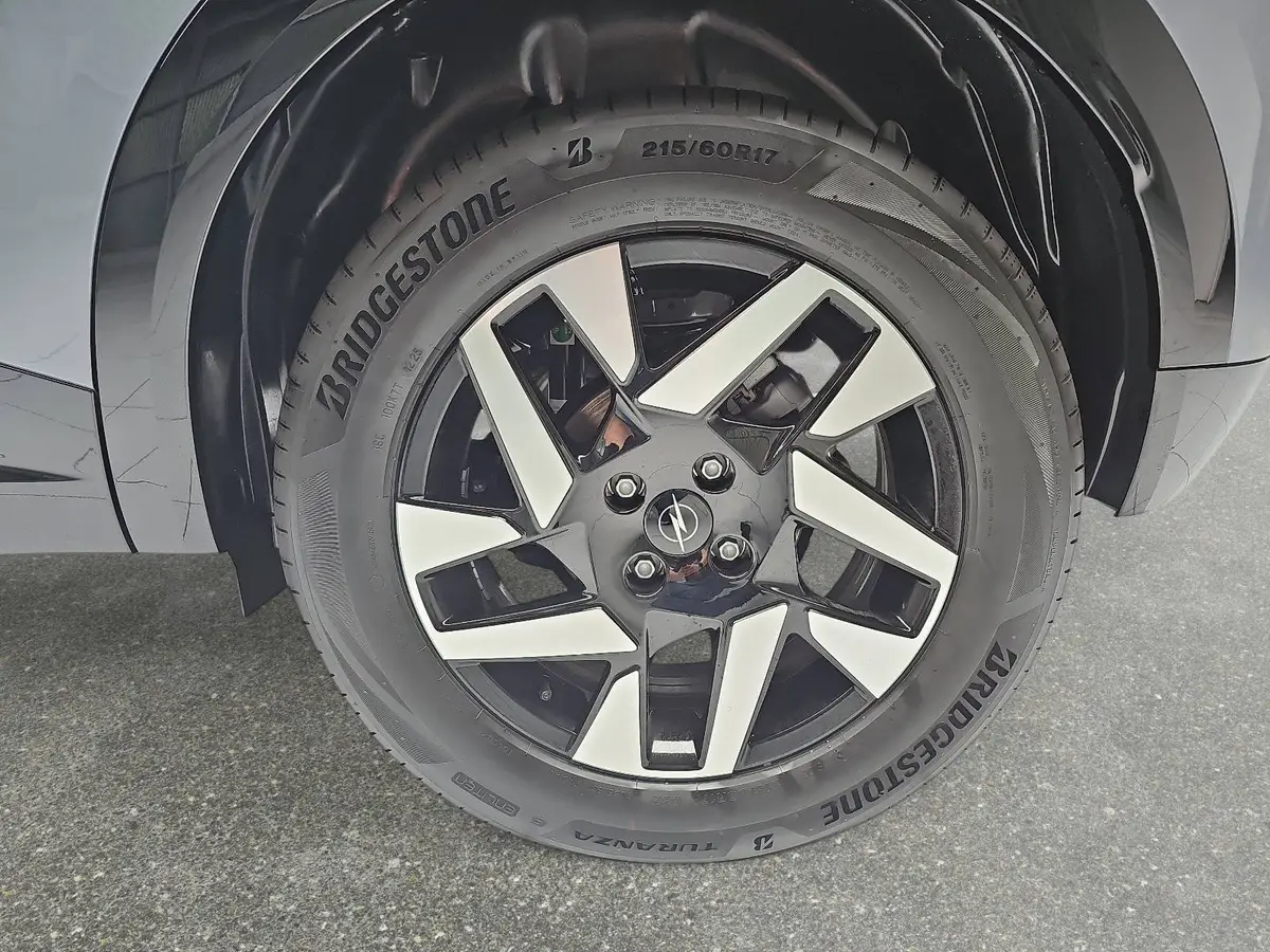 OPEL MOKKA 1.2 TURBO AUTO. 8G. GS LED KLIMAAUTO WINTER AHK