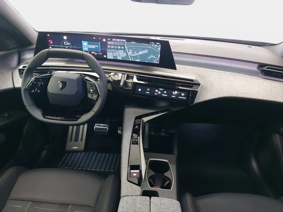 PEUGEOT 3008 1.2 HYBRID 145 E-DSC6 GT NAVI KLIMA LED AHK LM19