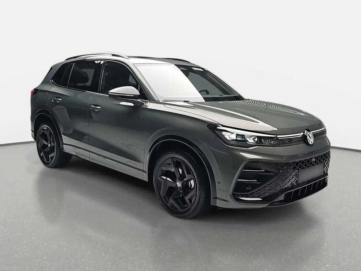 VW TIGUAN 1.5 ETSI DSG R-LINE NAVI LED PANO