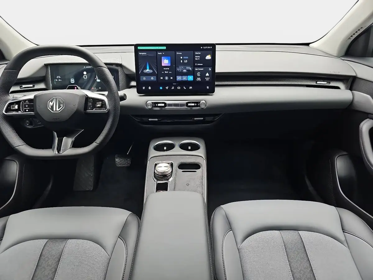 MG S5 EV 64 KWH MY25 LUXURY