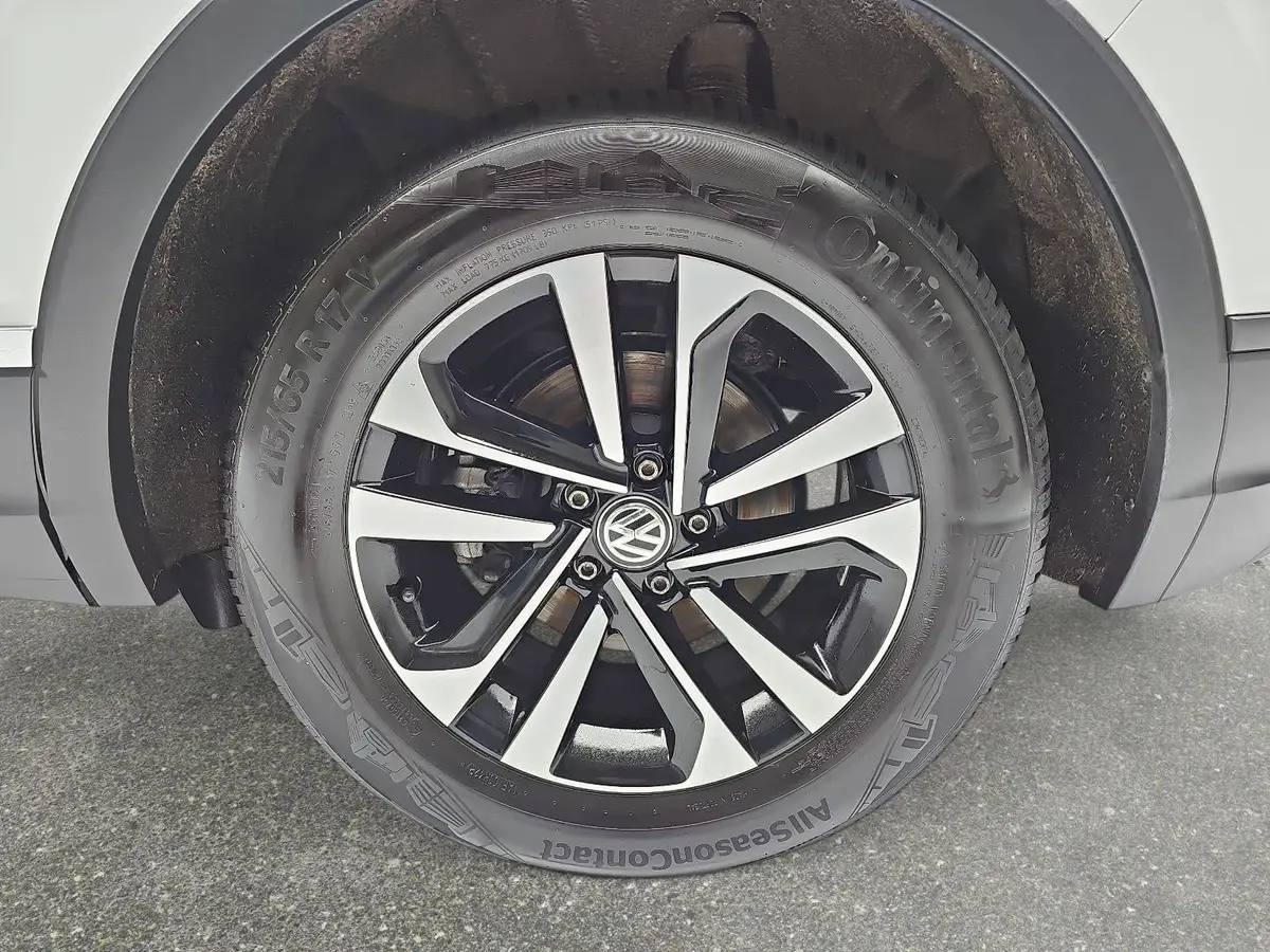 VW TIGUAN 2.0 TDI IQ.DRIVE ACC SPURPAKET TAILER-ASSIST PDC A
