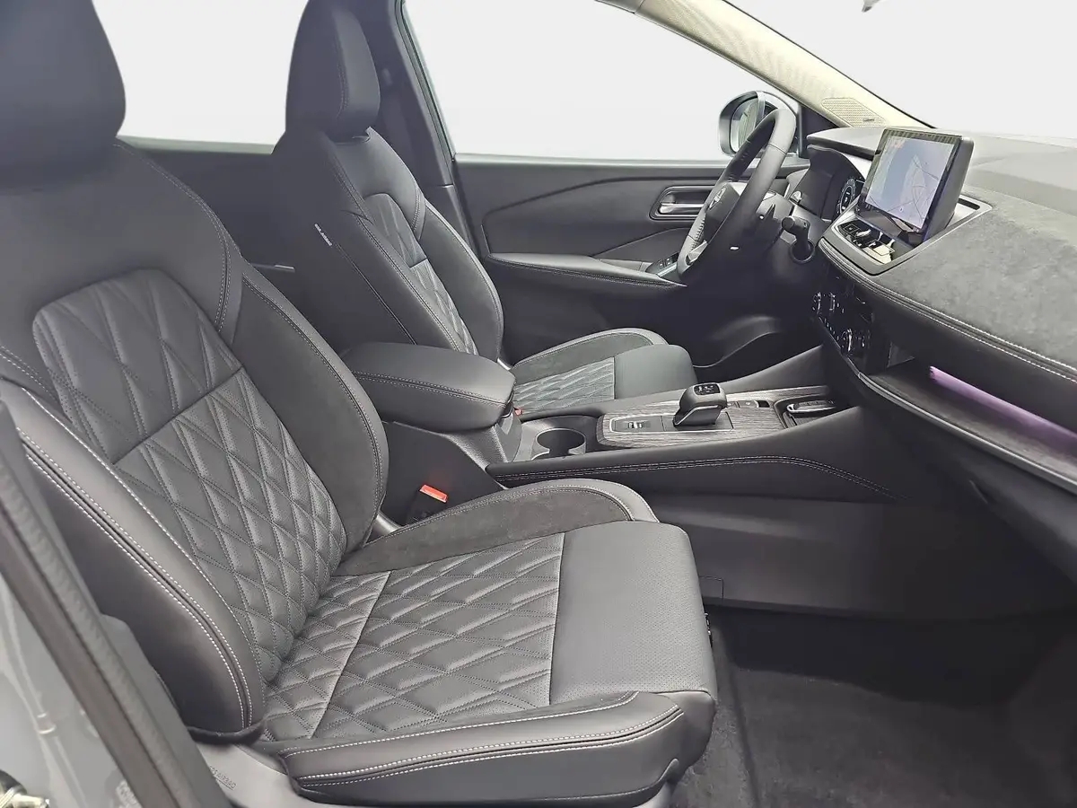NISSAN QASHQAI 1.3 DIG-T MHEV AUTO. TEKNA PREMIUM PAKET 2-FARBEN