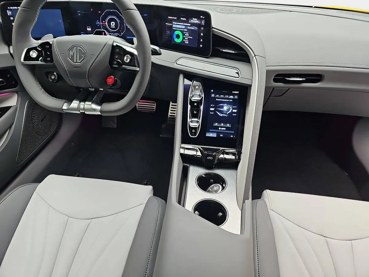 MG CYBERSTER EV 77 KWH