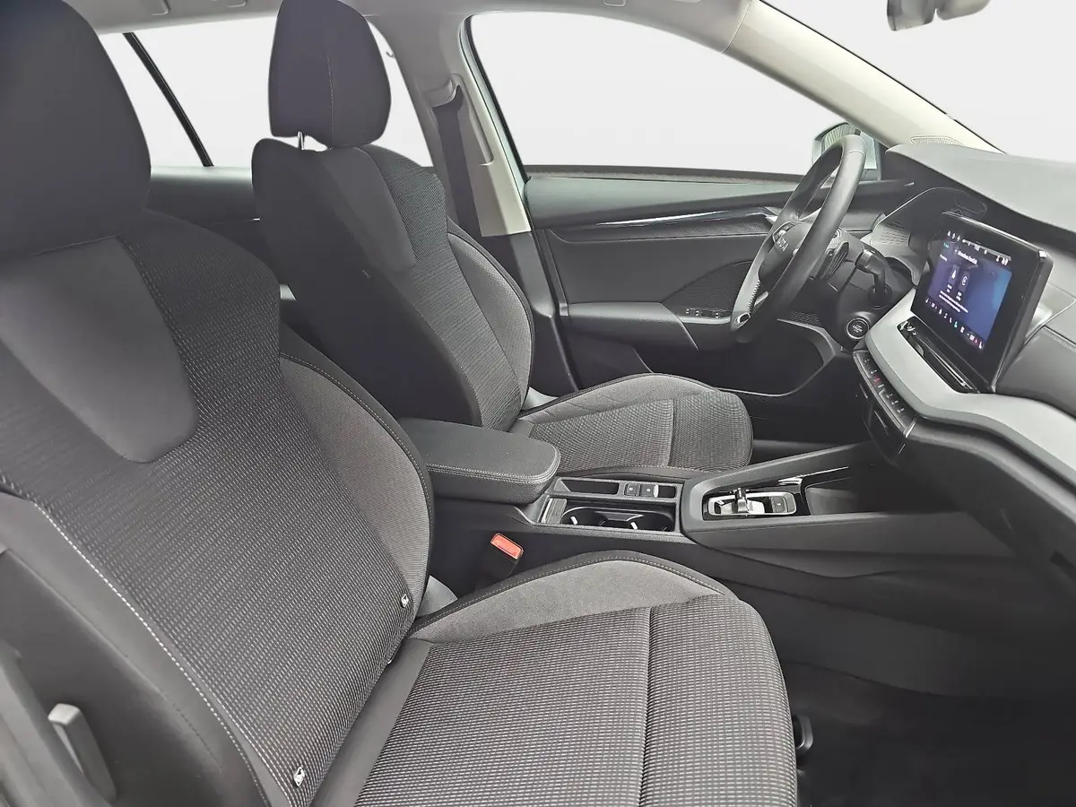 SKODA OCTAVIA COMBI 1.5 TSI DSG SELECTION LED AUDIO WINTER EL.HECKKL. 