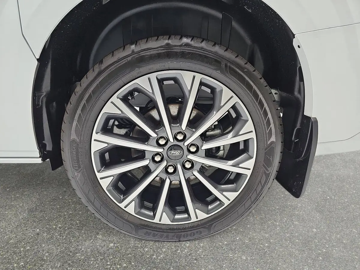 FORD TOURNEO CUSTOM 2.0 ECOBLUE AUTO. L1 TITANIUM X NAVI LED B&O A