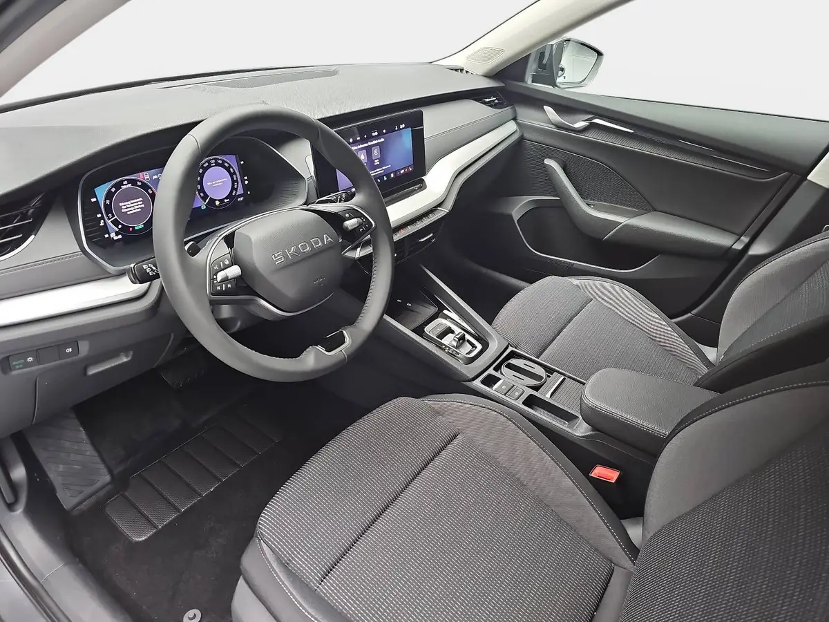 SKODA OCTAVIA COMBI 1.5 TSI DSG 130 JAHRE KLIMAAUTO LED SMARTLINK KAME