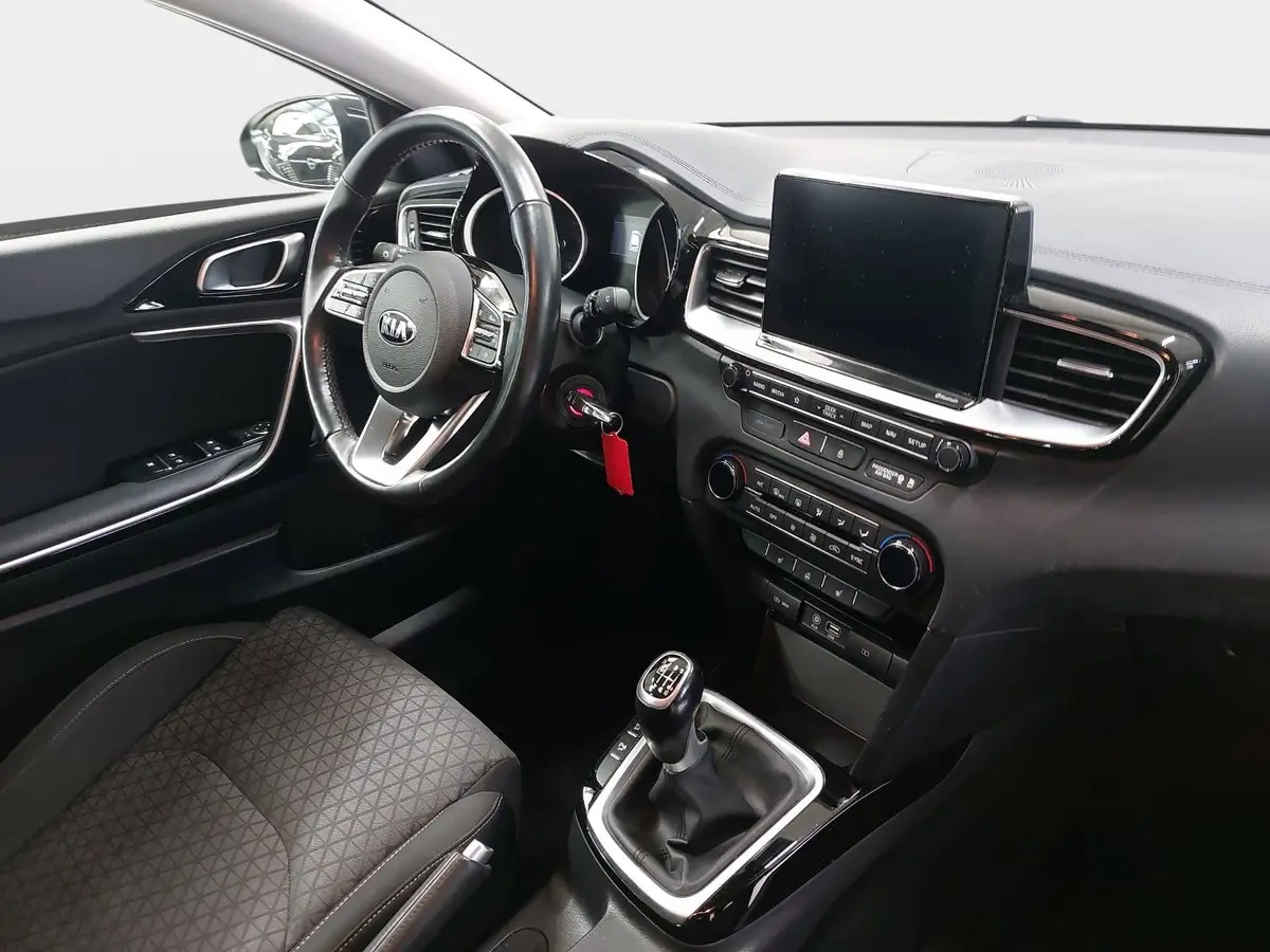 KIA CEED 1.4 T-GDI VISION MJ19 KOMFORT NAVI