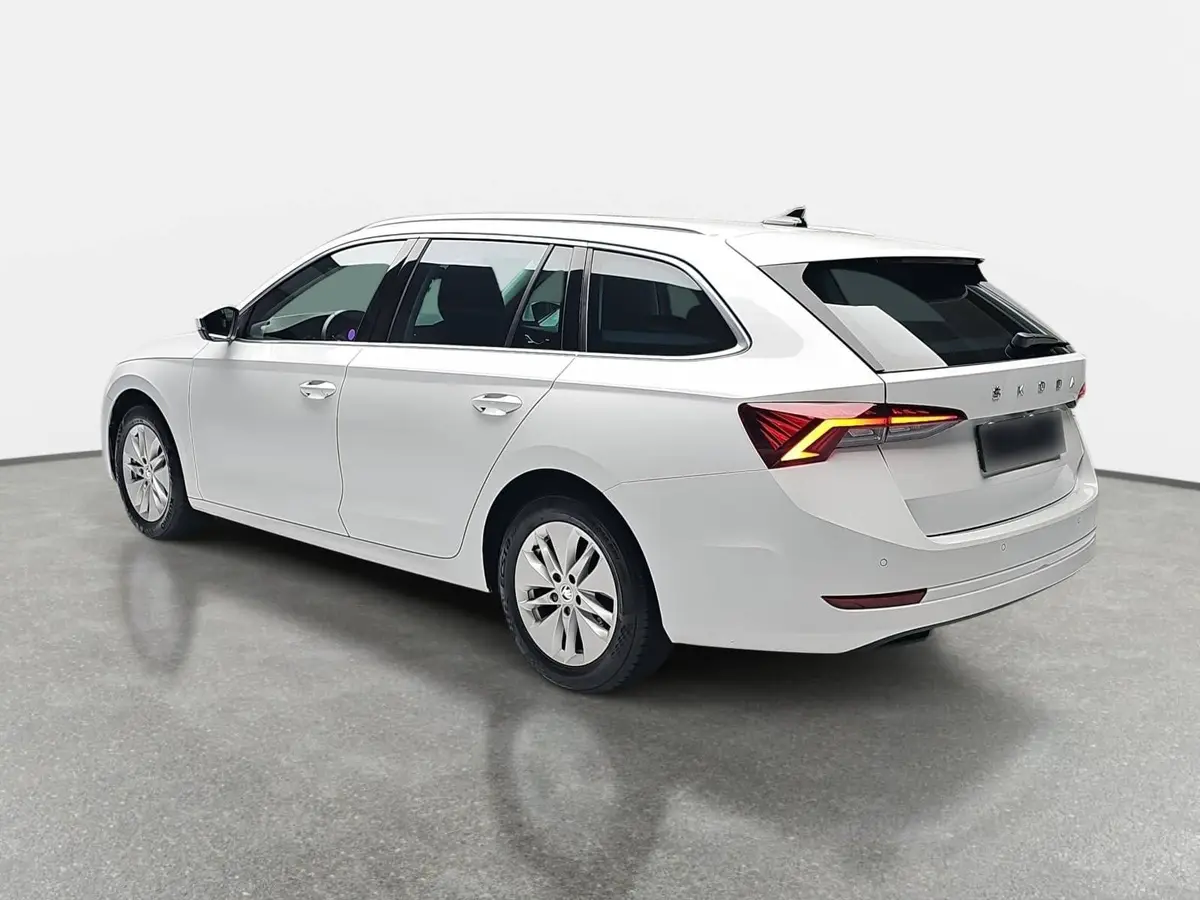 SKODA OCTAVIA COMBI 1.0 TSI AMBITION NAVI LED PDC