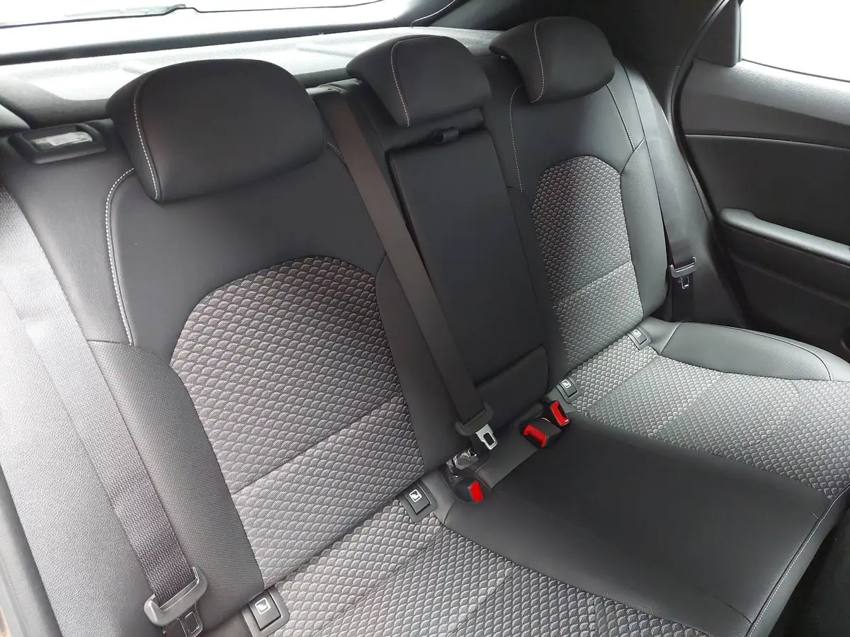 KIA XCEED 1.0 T-GDI VISION KOMFORT LED