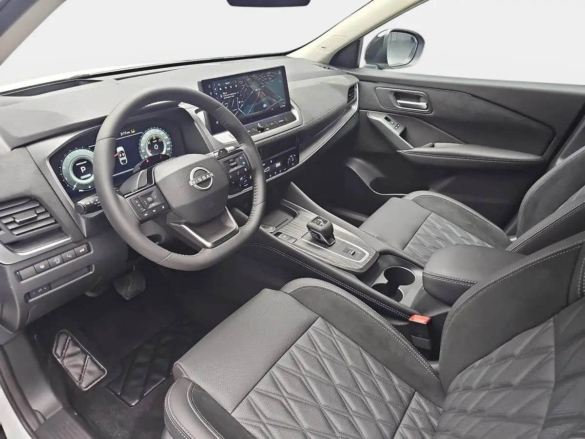 NISSAN QASHQAI 1.3 DIG-T MHEV AUTO. MJ27 TEKNA PREMIUM PAKET 2-FARBEN