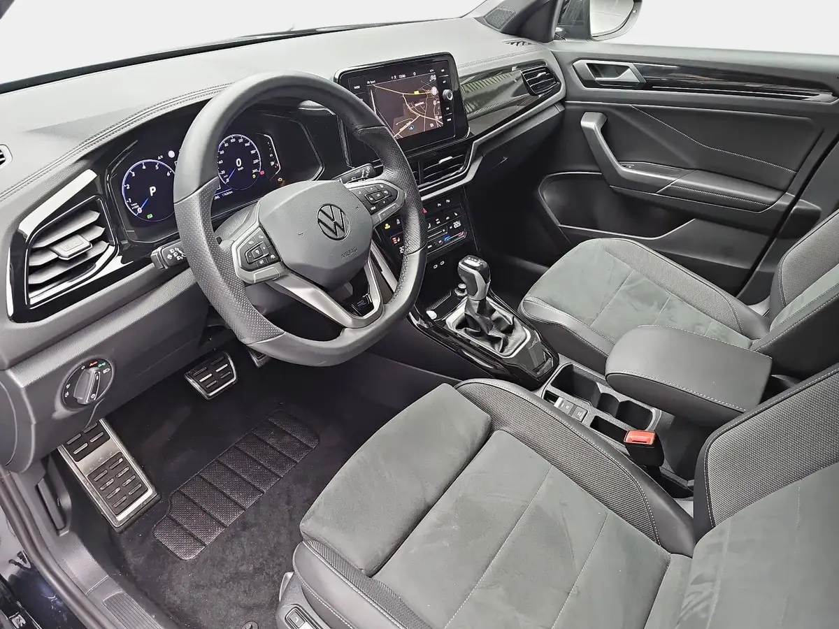 VW T-ROC 1.5 TSI DSG R-LINE NAVI KLIMA LED KAMERA WINTER AH