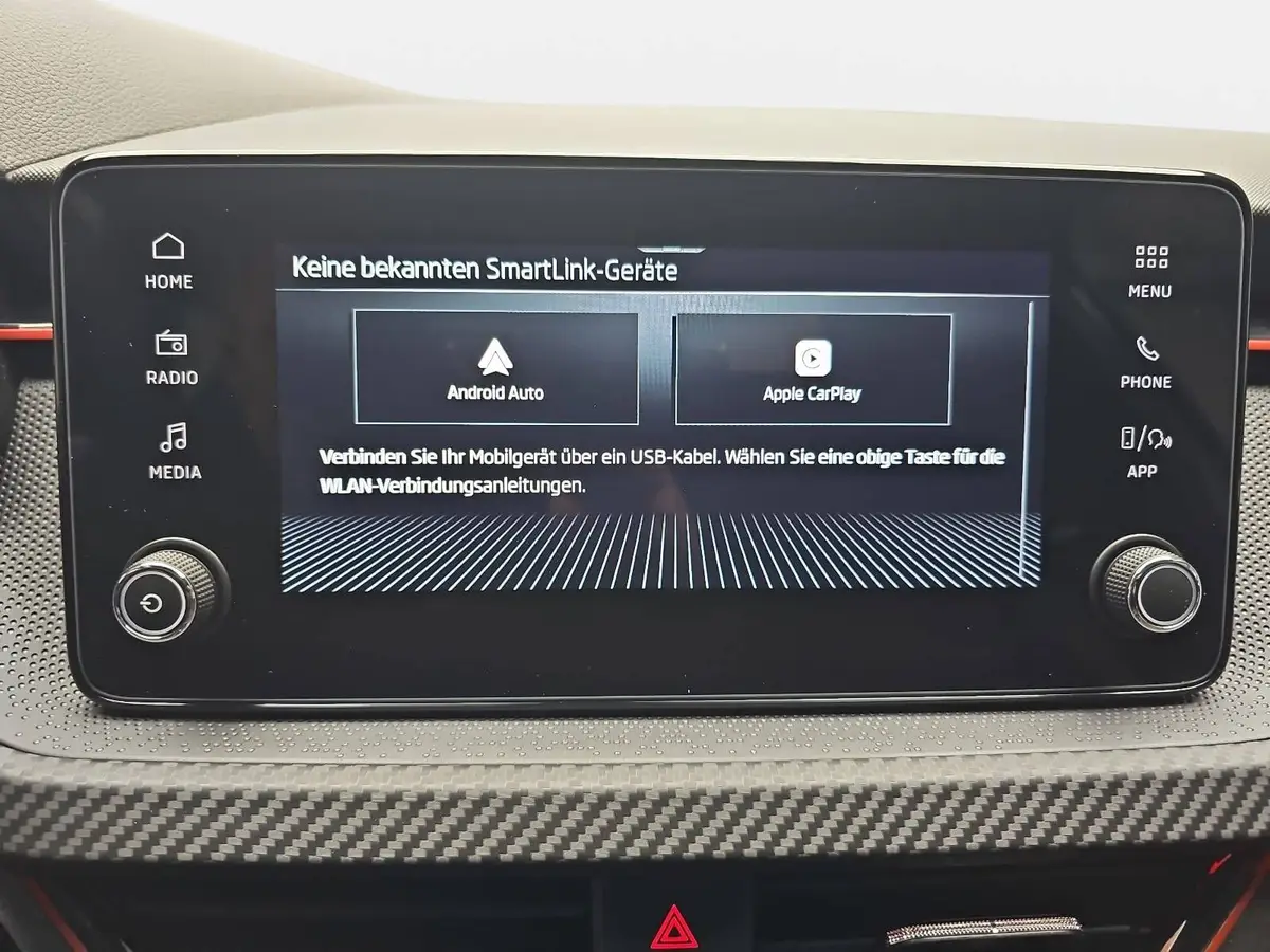 SKODA KAMIQ 1.5 TSI DSG MONTE CARLO LED AUDIO DAB PANO WINTER 